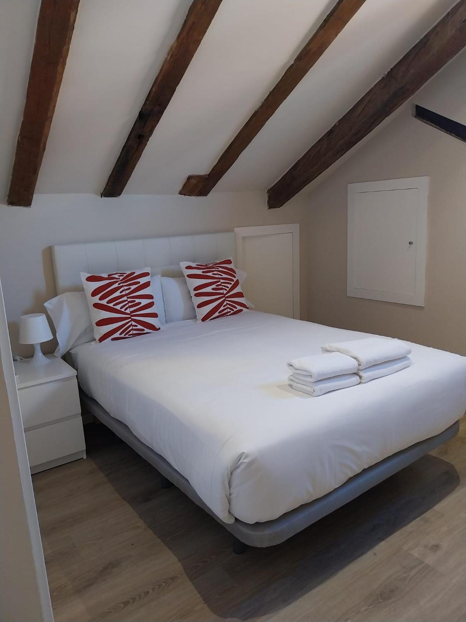 La Casona Del Asno Apartment Alcala de Henares Luaran gambar